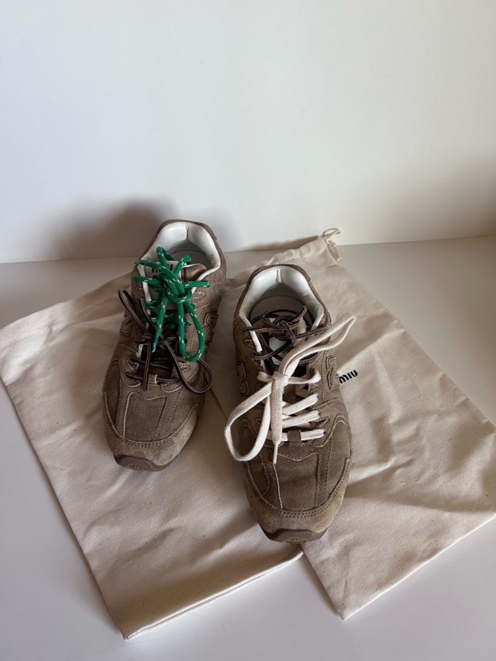 Miu Miu x NEW BALANCE Taupe Suede Sneakers with Green Accent Laces - Picture 2 of 4
